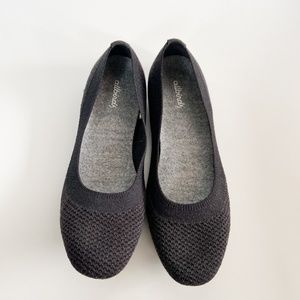 Ballet flats